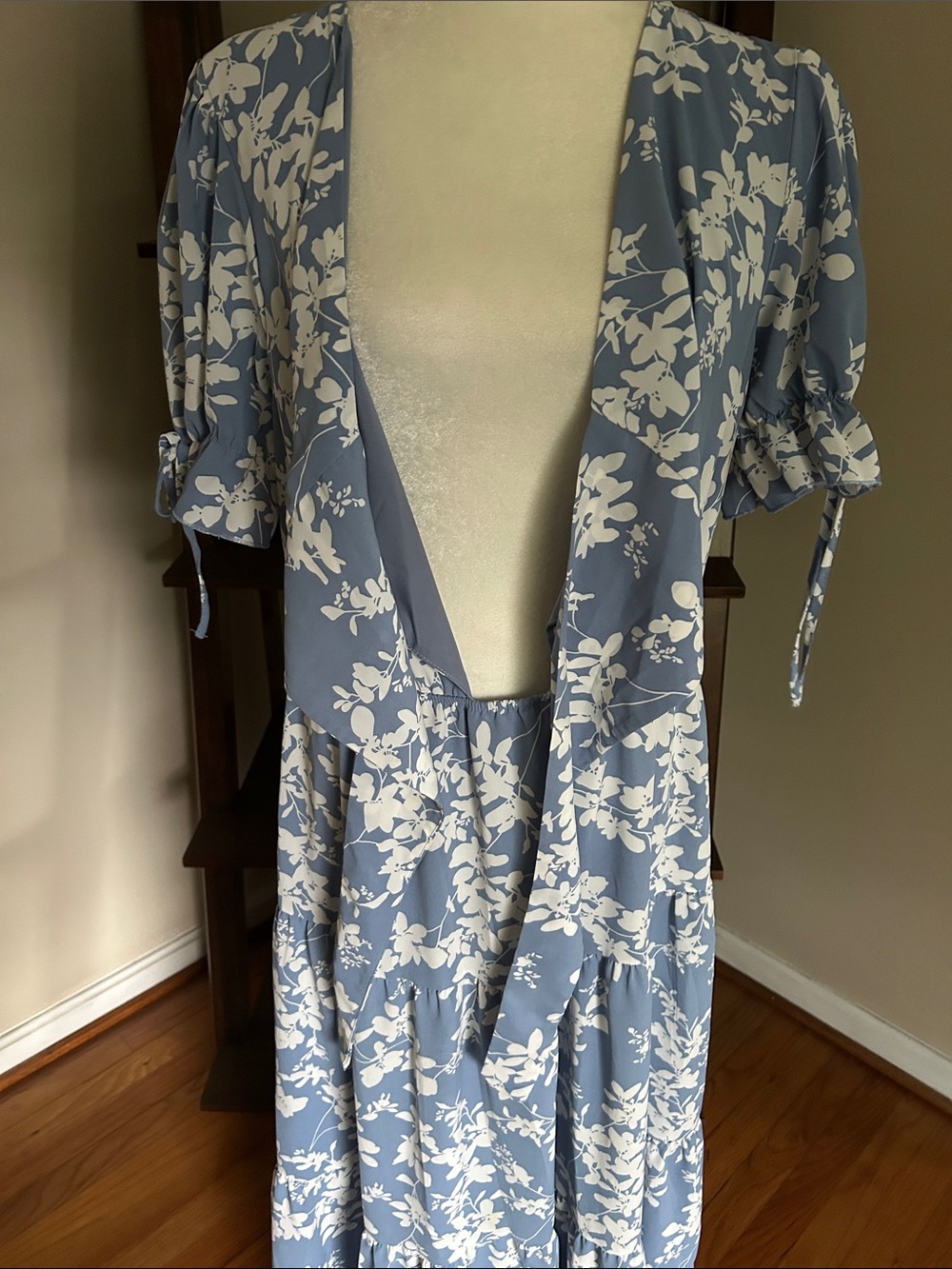 Blue Floral Tie-Front Maxi Dress - Picture 4 of 7